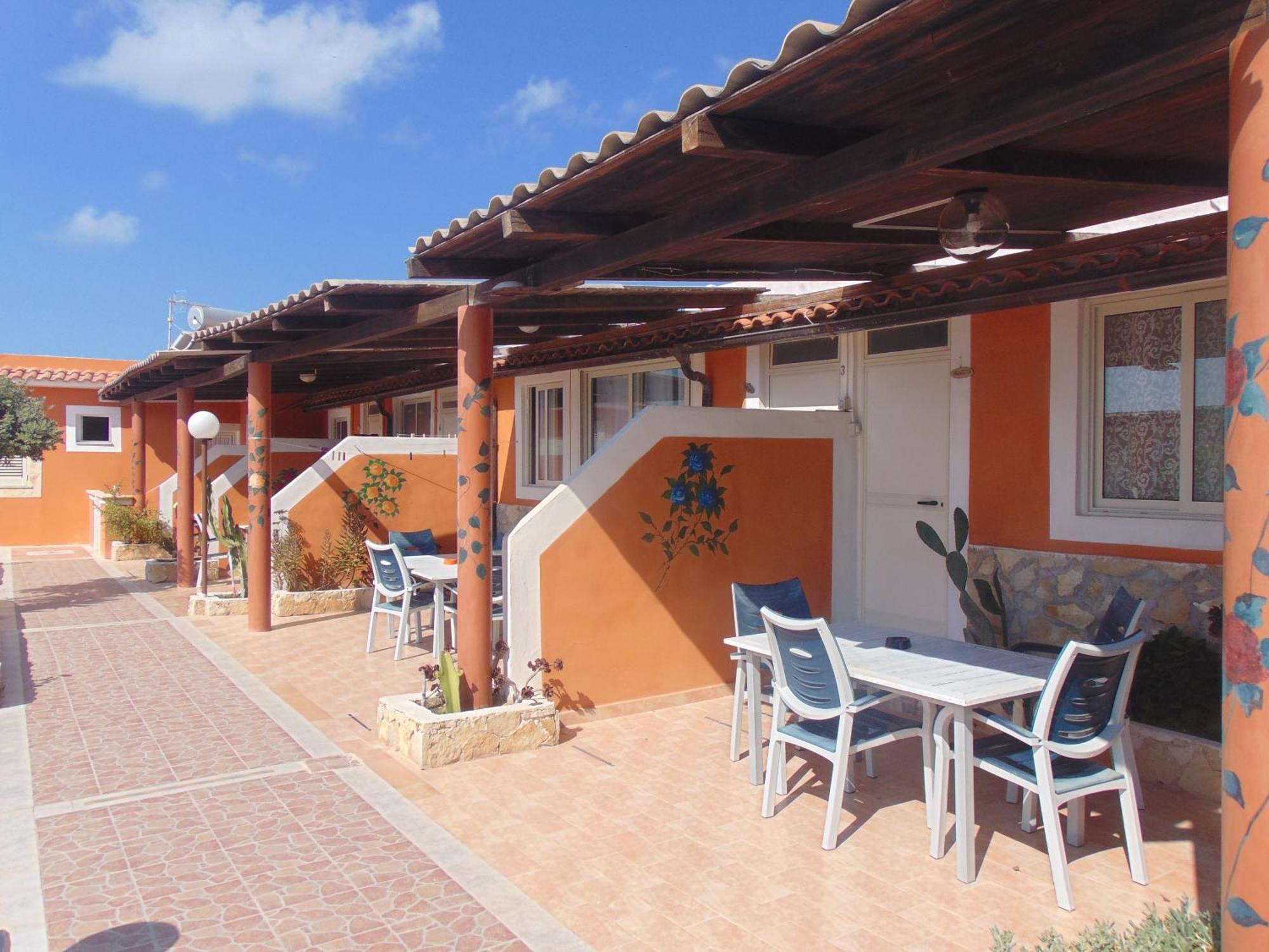 Residence La Conchiglia Lampedusa Bagian luar foto